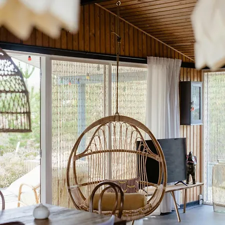 Hébergement de vacances Authentic And Quiet Haven In The Middle Of Nature