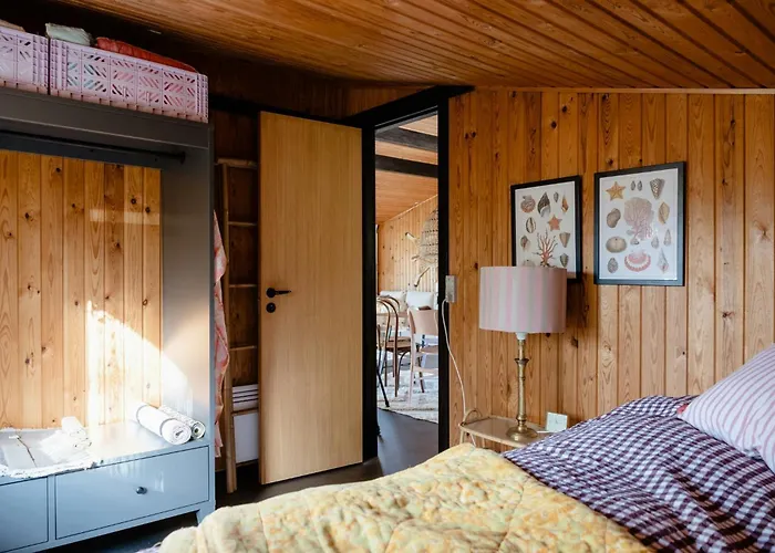 Authentic And Quiet Haven In The Middle Of Nature Сasa de vacaciones *
